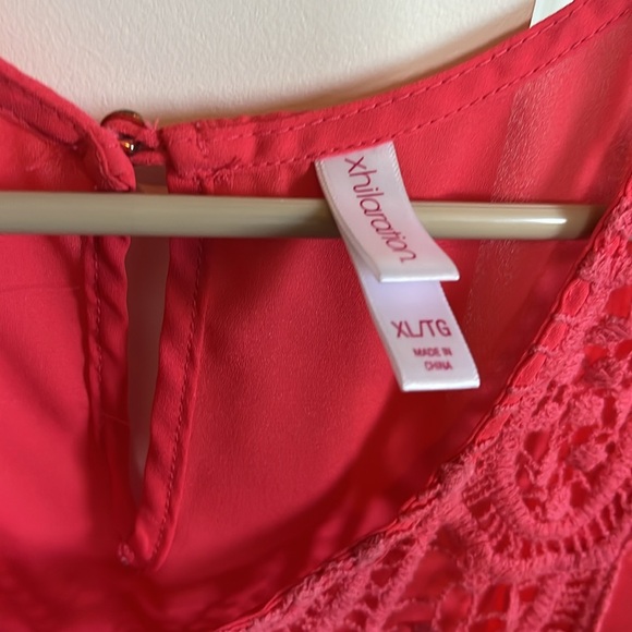 XHILARATION coral colored top XL - Picture 2 of 2